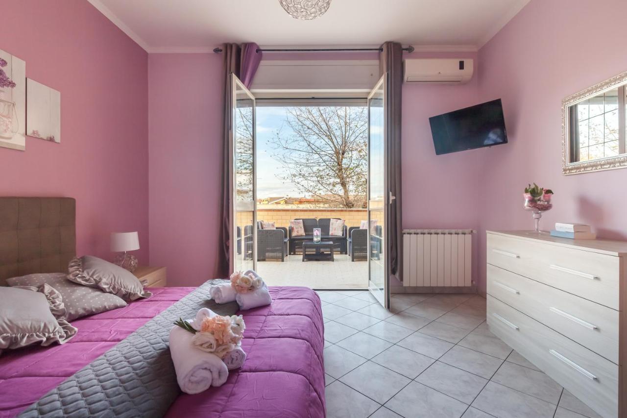 Casa Vacanze Giramondo 피우미치노 외부 사진