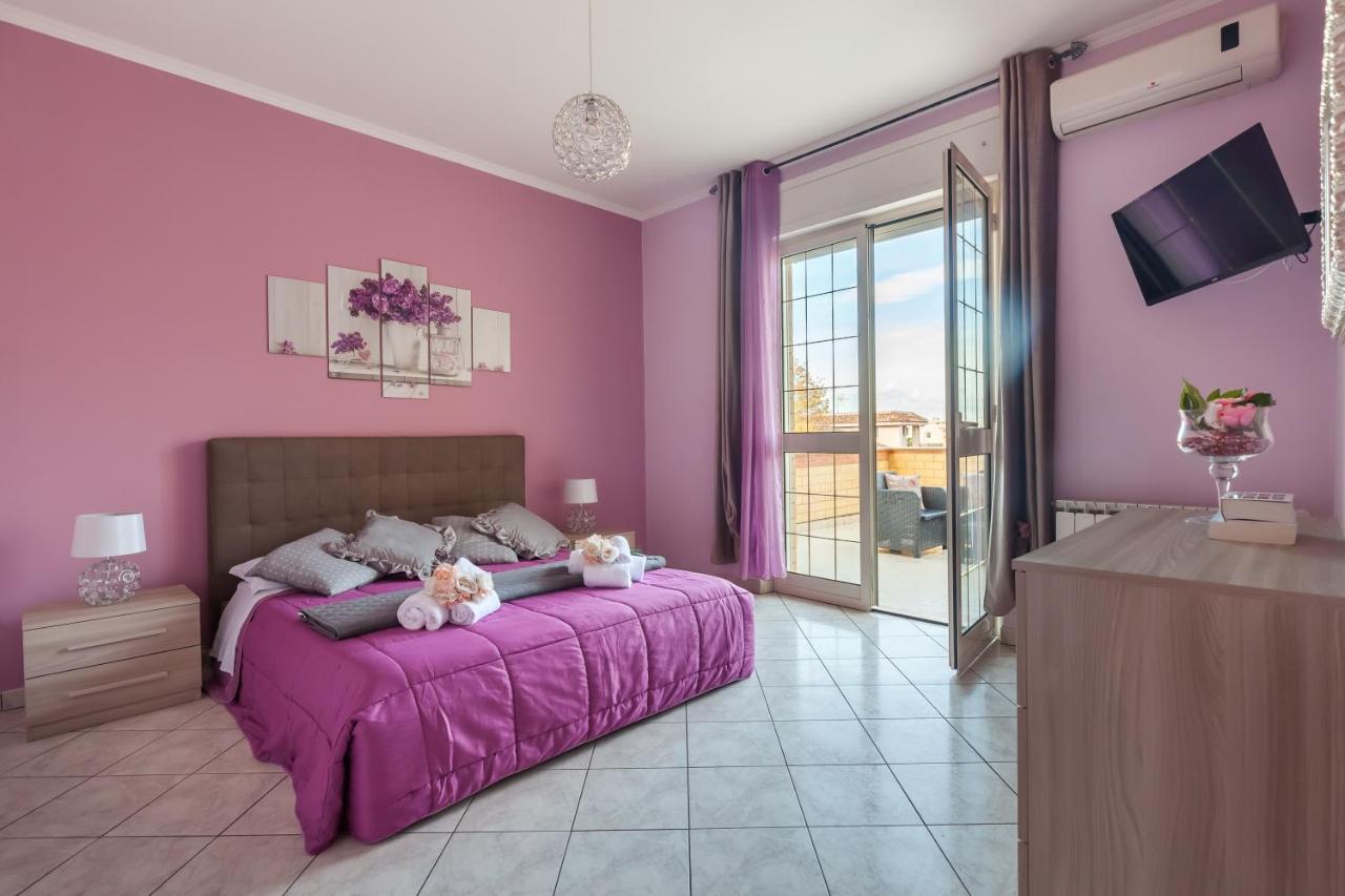Casa Vacanze Giramondo 피우미치노 외부 사진