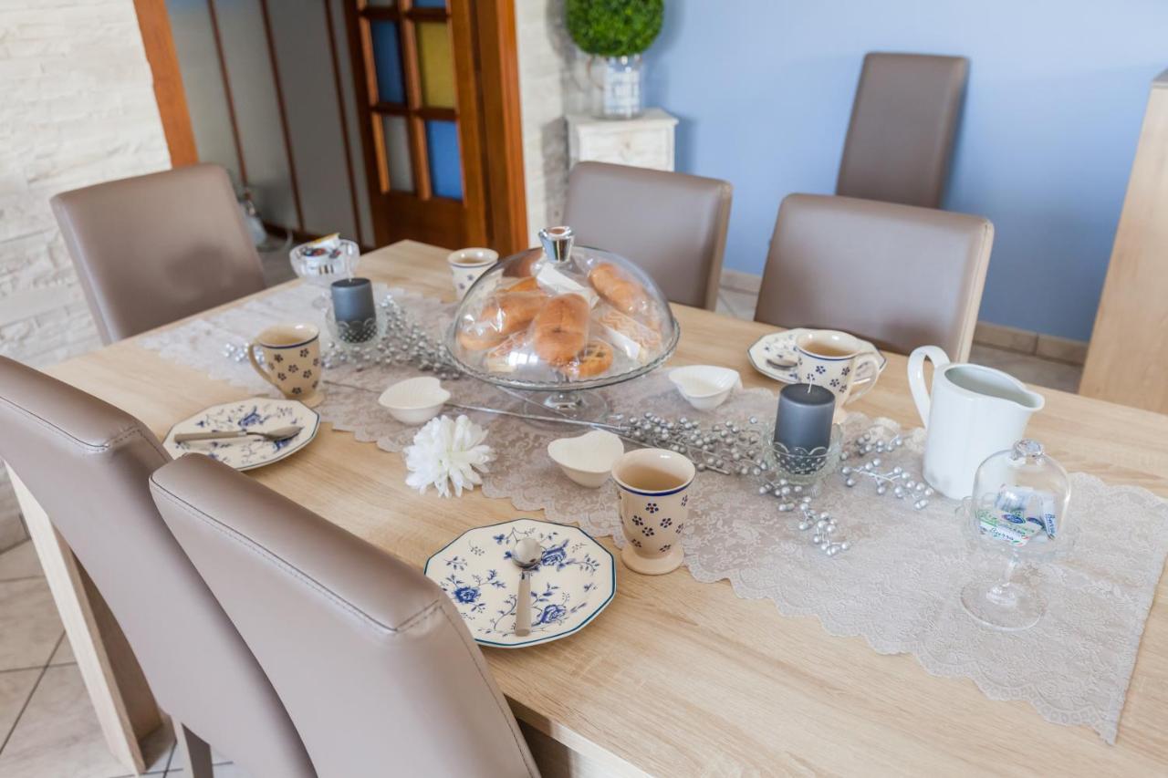 Casa Vacanze Giramondo 피우미치노 외부 사진