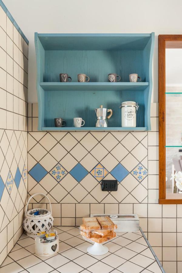Casa Vacanze Giramondo 피우미치노 외부 사진