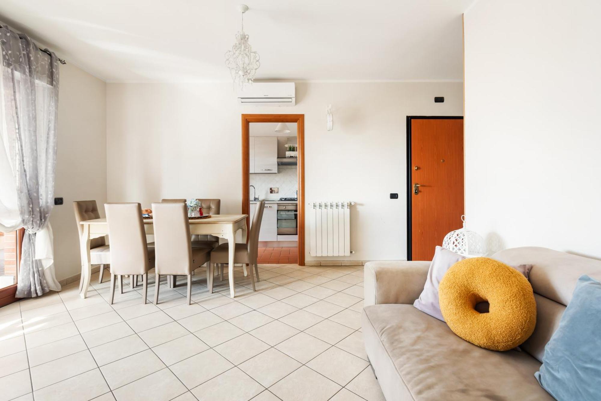Casa Vacanze Giramondo 피우미치노 객실 사진