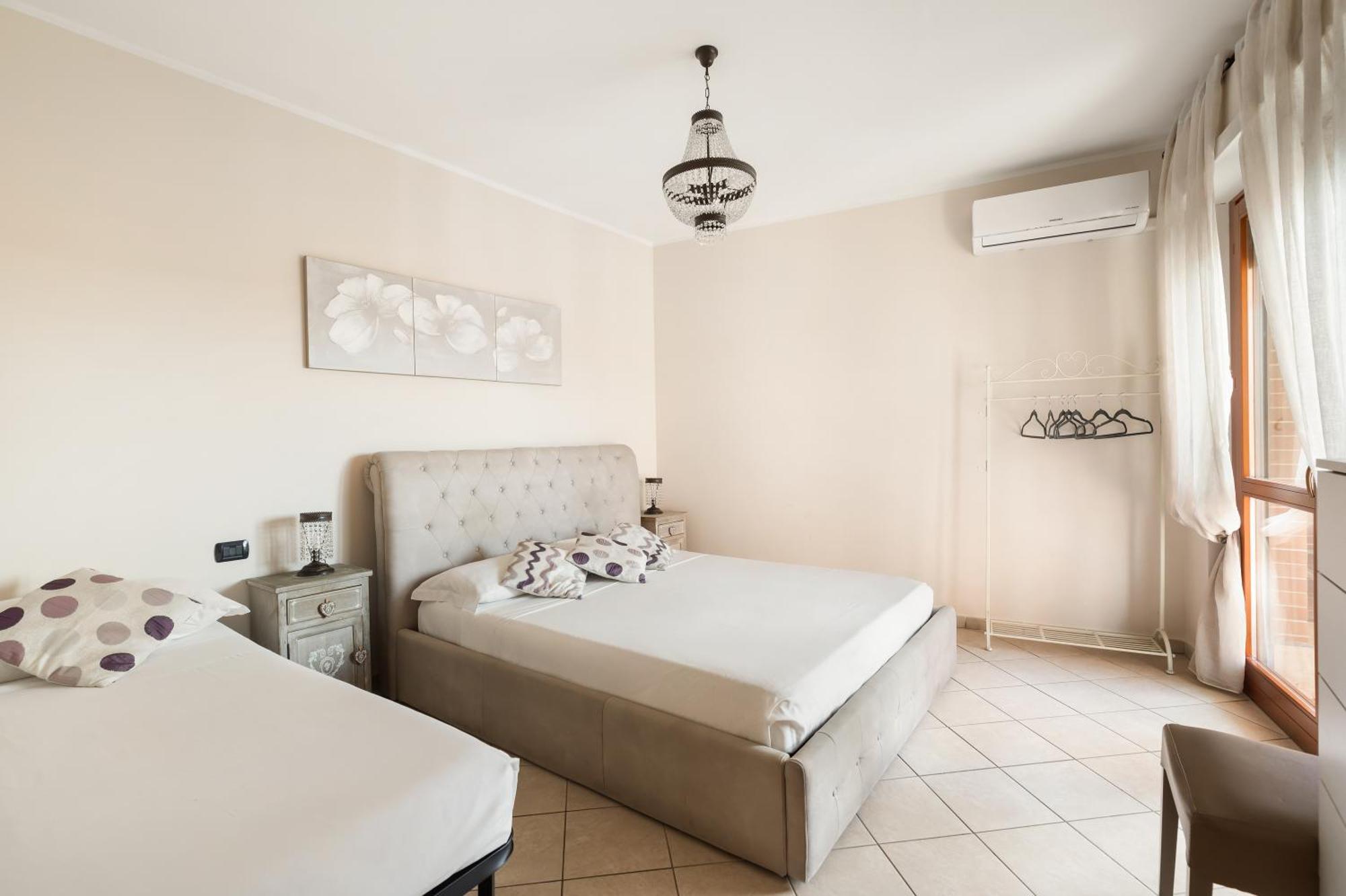 Casa Vacanze Giramondo 피우미치노 외부 사진
