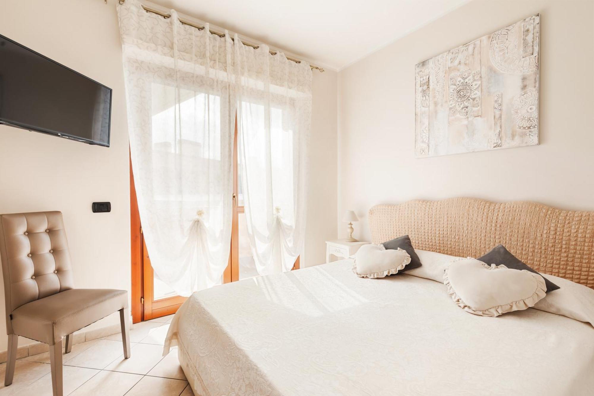 Casa Vacanze Giramondo 피우미치노 외부 사진