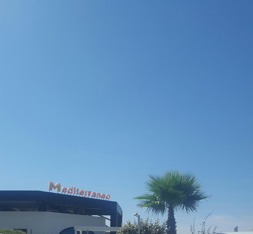 Casa Vacanze Giramondo 피우미치노 외부 사진